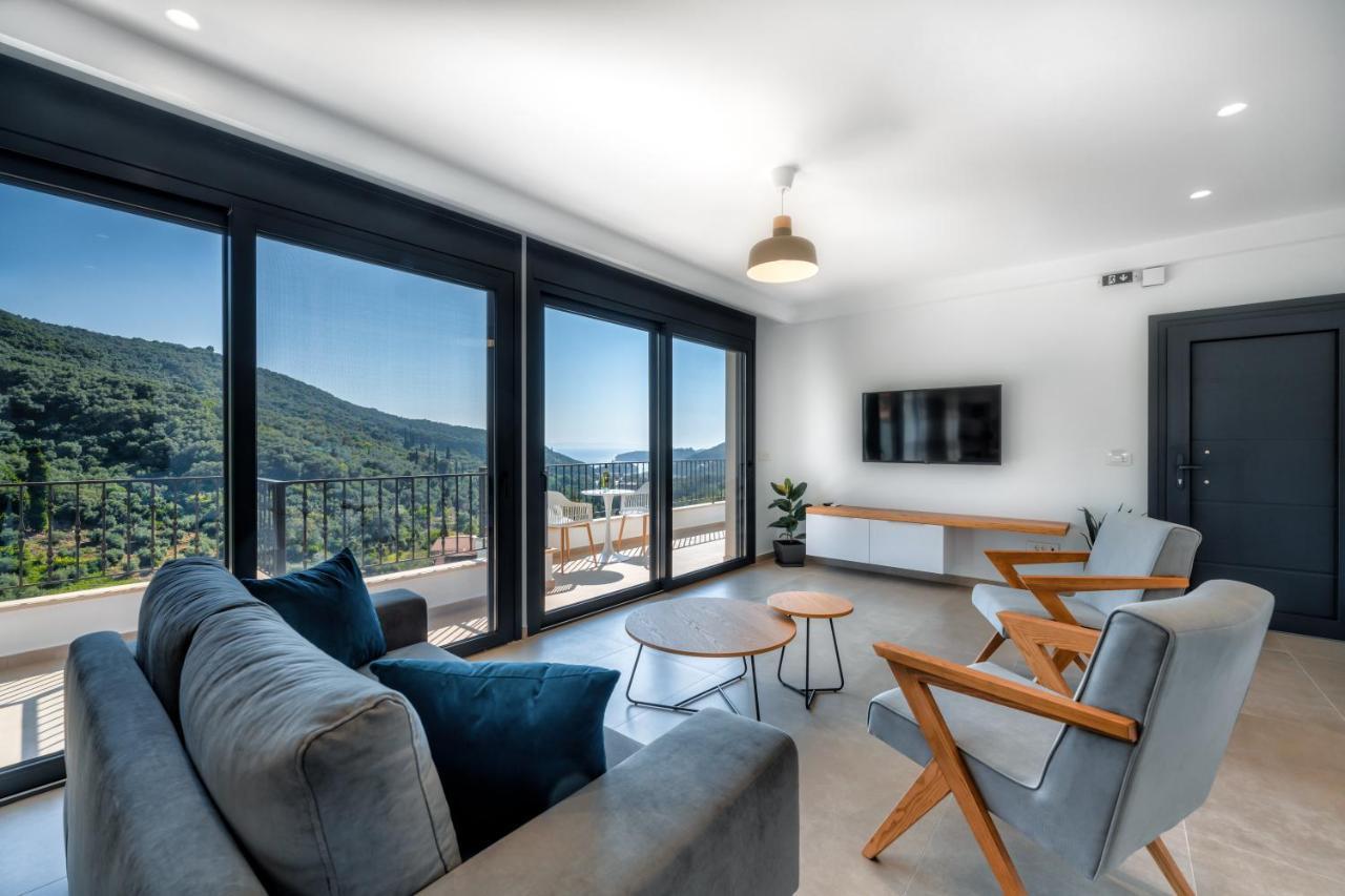 Suites Of Happiness Parga Exterior photo