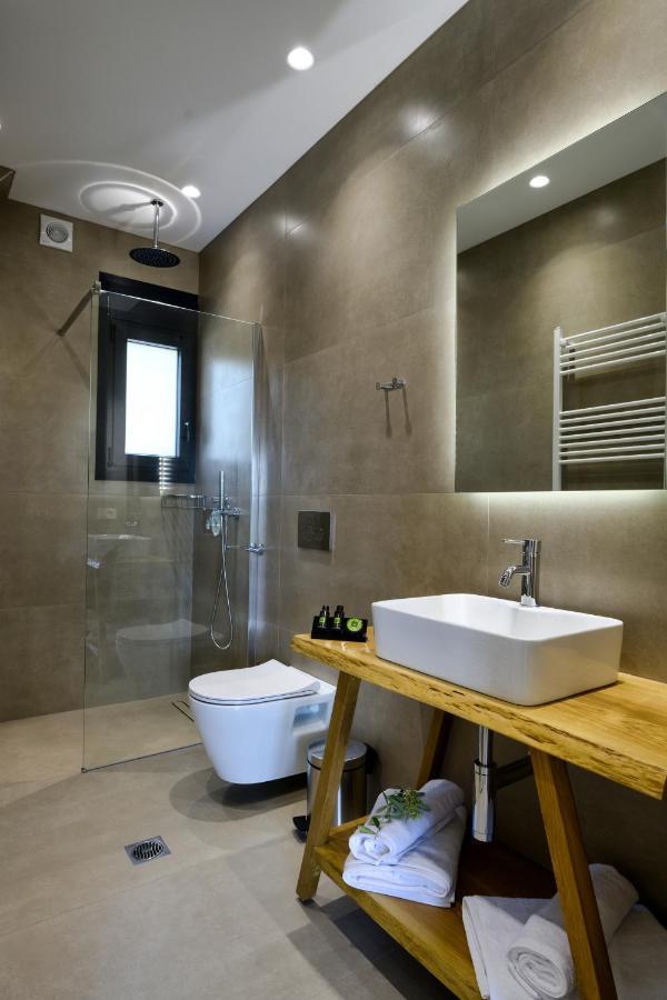 Suites Of Happiness Parga Exterior photo