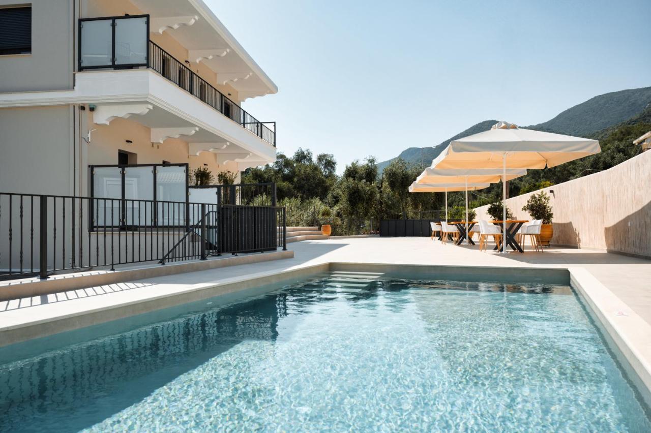 Suites Of Happiness Parga Exterior photo