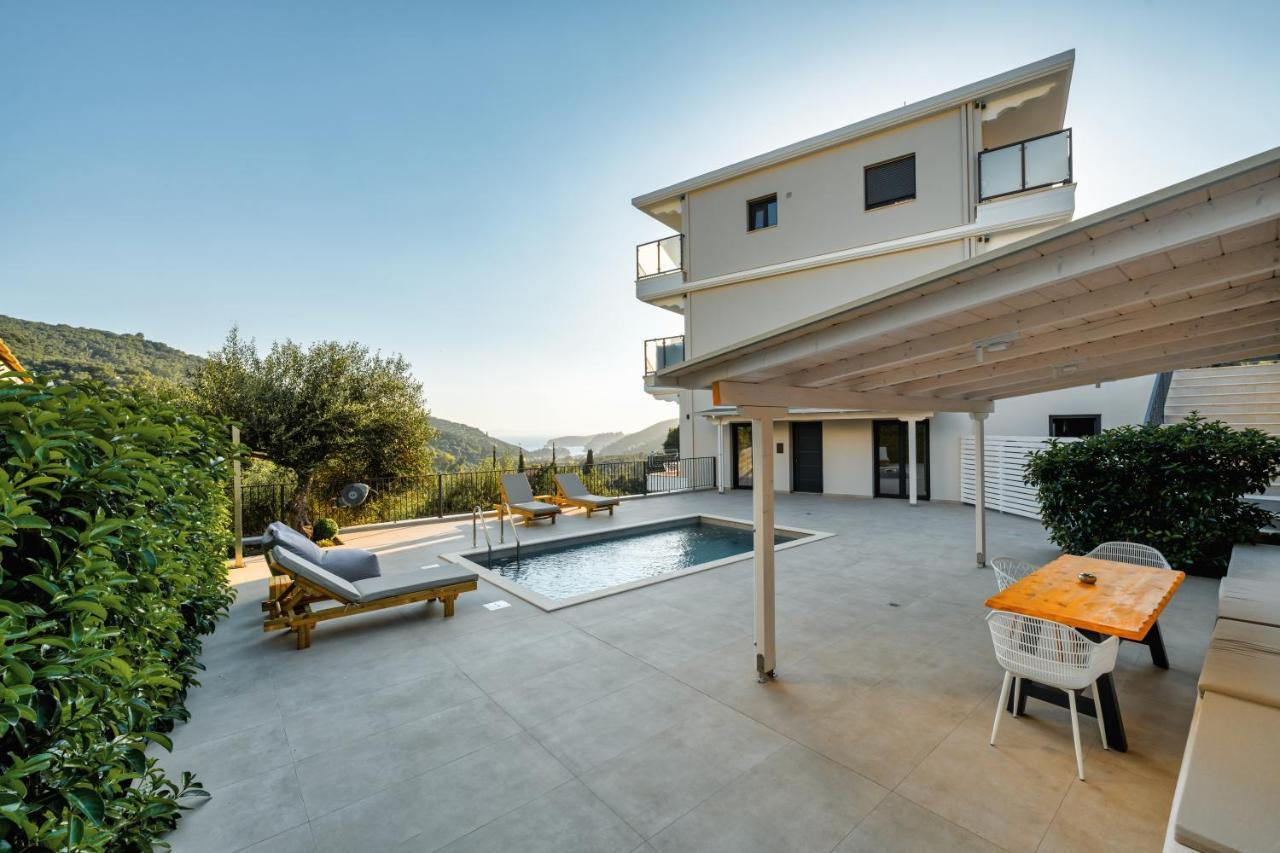 Suites Of Happiness Parga Exterior photo