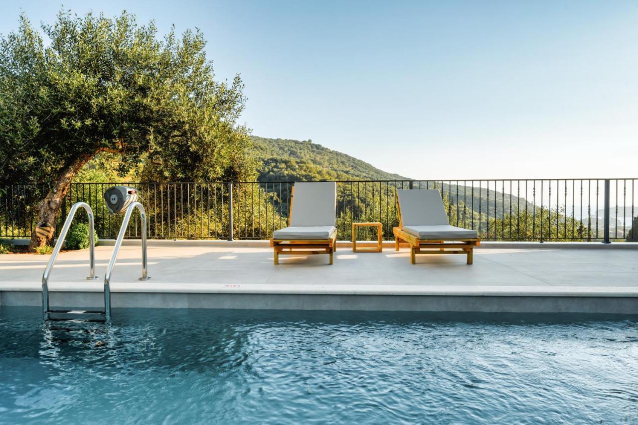 Suites Of Happiness Parga Exterior photo